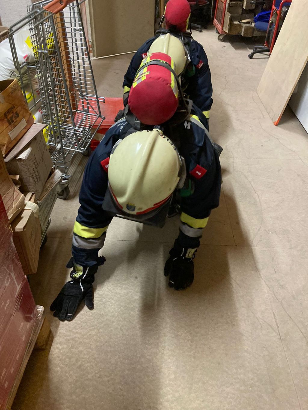 image009